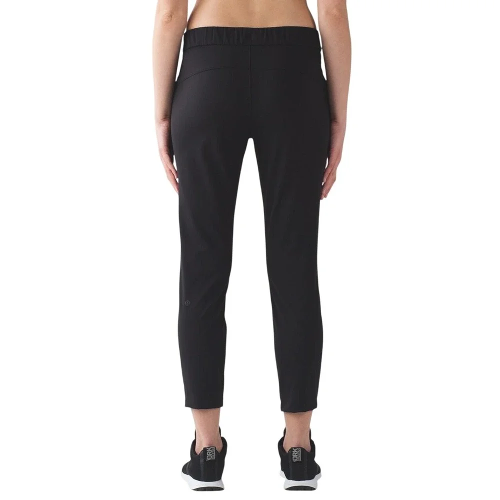 Lululemon Black On The Fly Pants 28 Women's Size 4